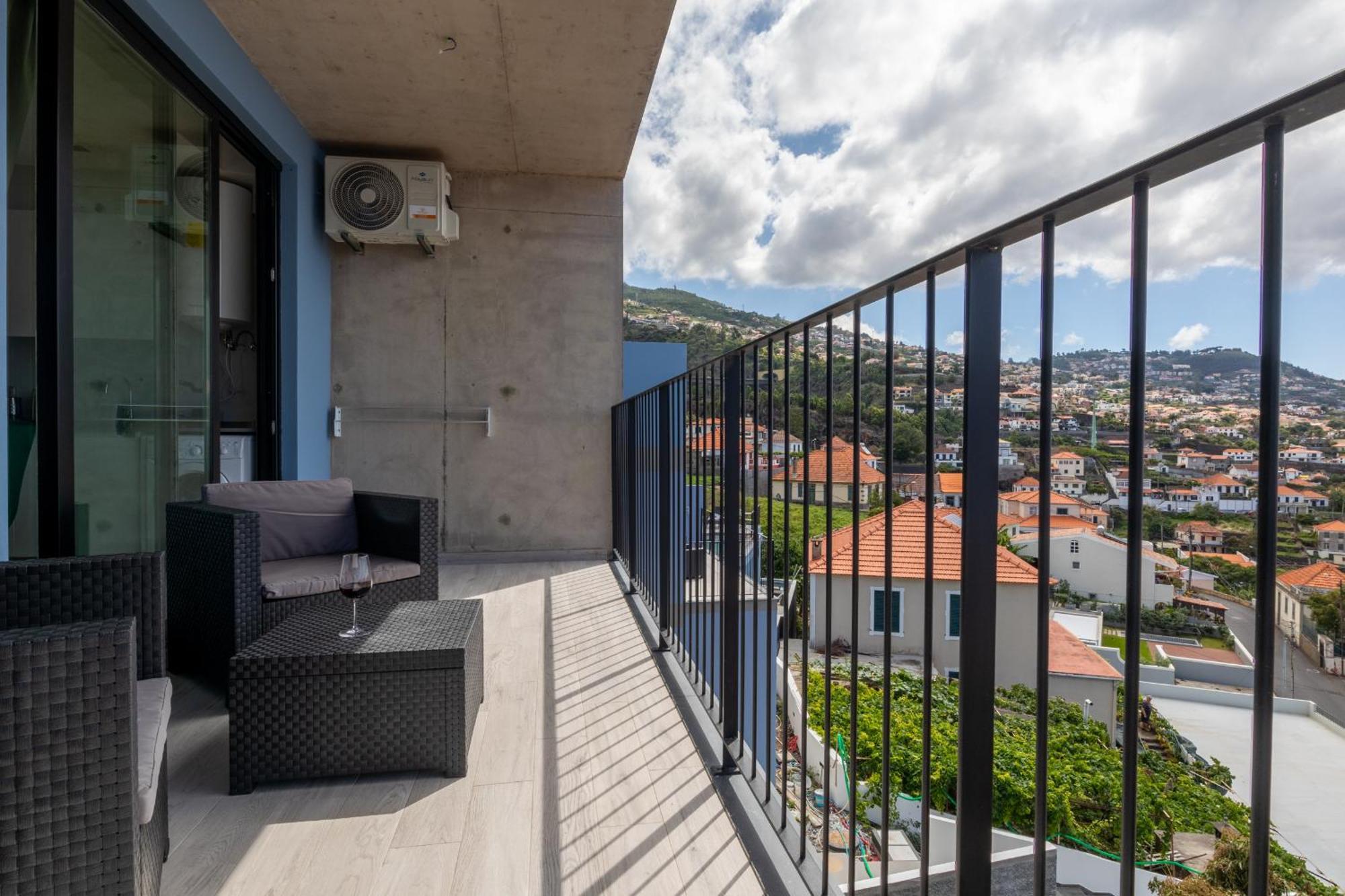 Atlantico Azul Apartment ฟุงชาล ภายนอก รูปภาพ