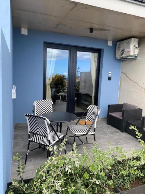 Atlantico Azul Apartment ฟุงชาล ภายนอก รูปภาพ